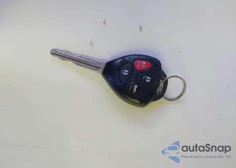 2010 Toyota Camry Se z USA, uszkodzony, nr VIN 4T1BF3EK5AU106517